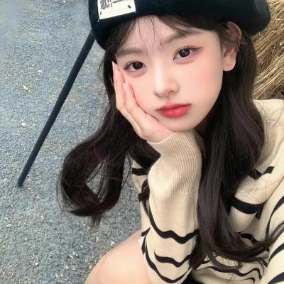 他的模样